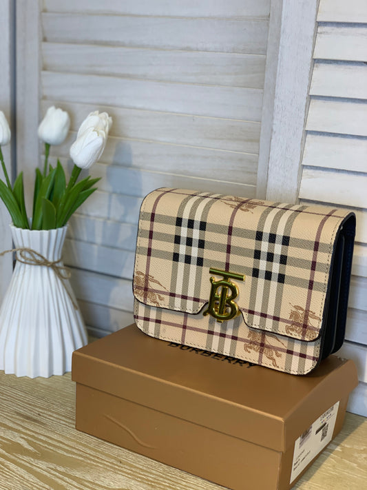 Burberry checkered color with box